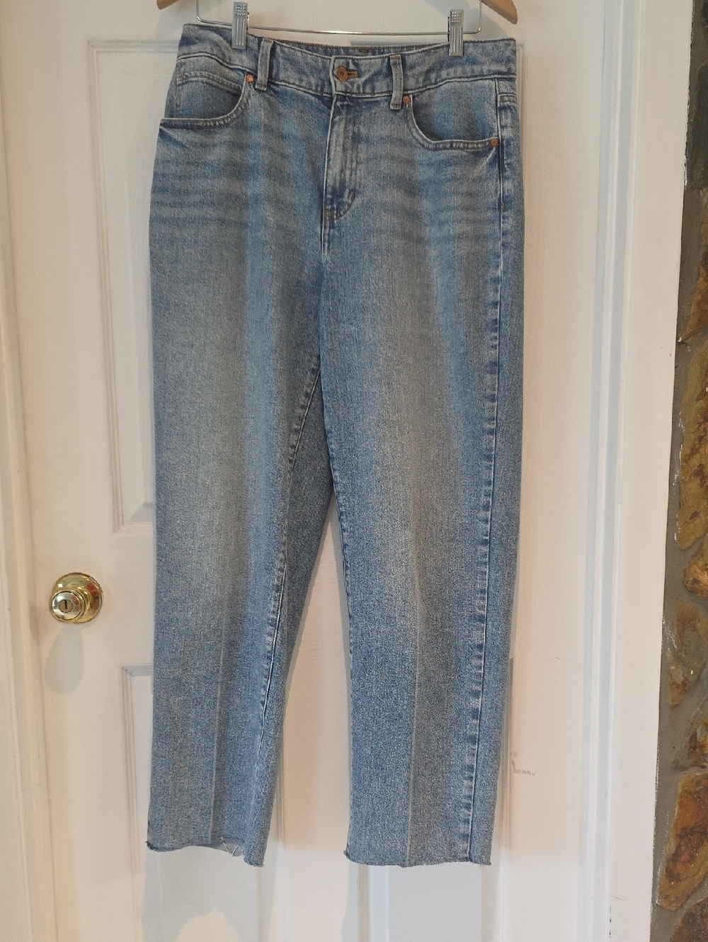 Talbots High Waist Relaxed Light Wash Straight Leg Jeans Size 6